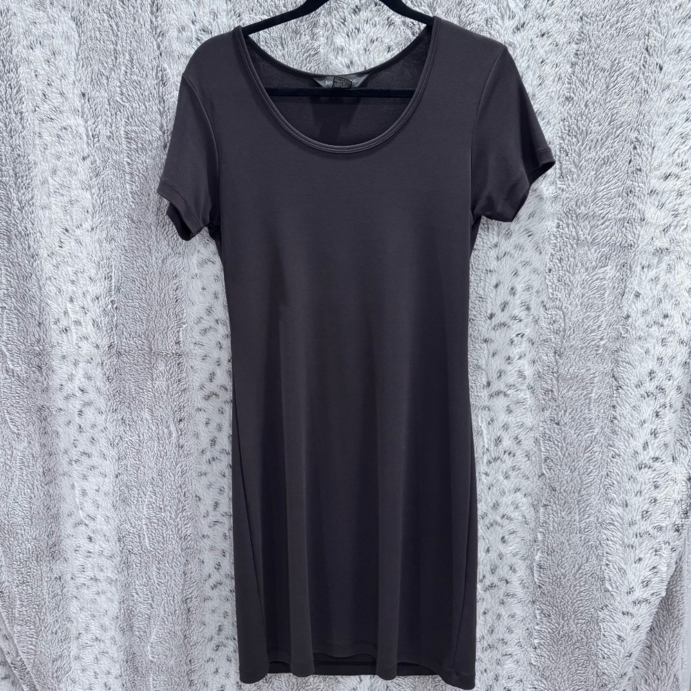 Banana Republic short-sleeve rayon mid-length dress